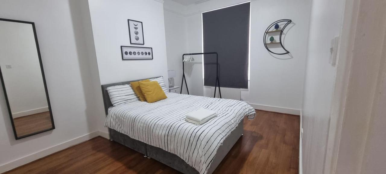 Cricklewood Broadway Guest Home Londres Exterior foto